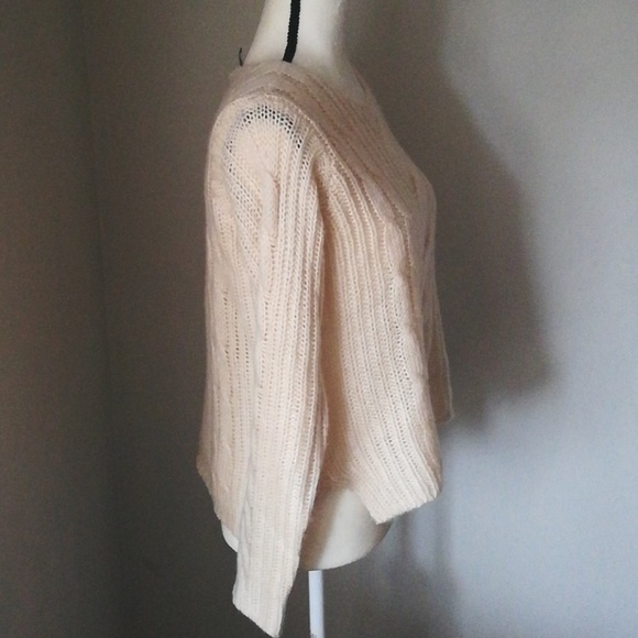 NWT Forever 21 cable knit lightweight sweater - Picture 2 of 4